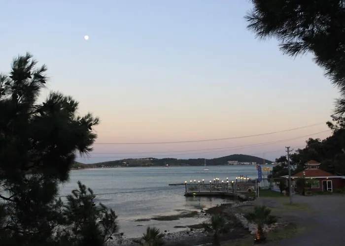 מלון Camlik Kamping Sefacamlik